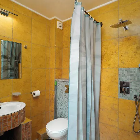 Guest house 
